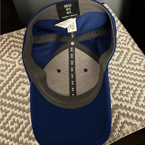 Under Armour cap - Picture 3 of 5